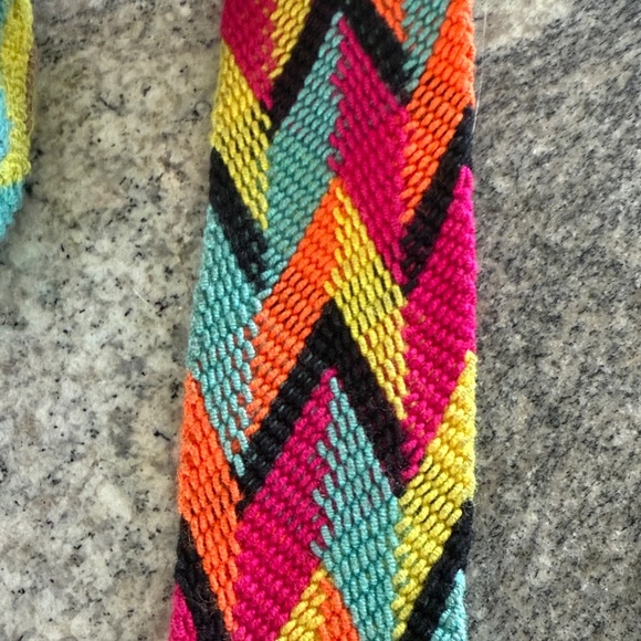 Wayuu Authentic Colombian Woven Shoulder Bag - Picture 8 of 10